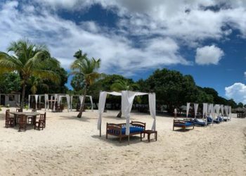 Lagoa paradisíaca em Jericoacoara